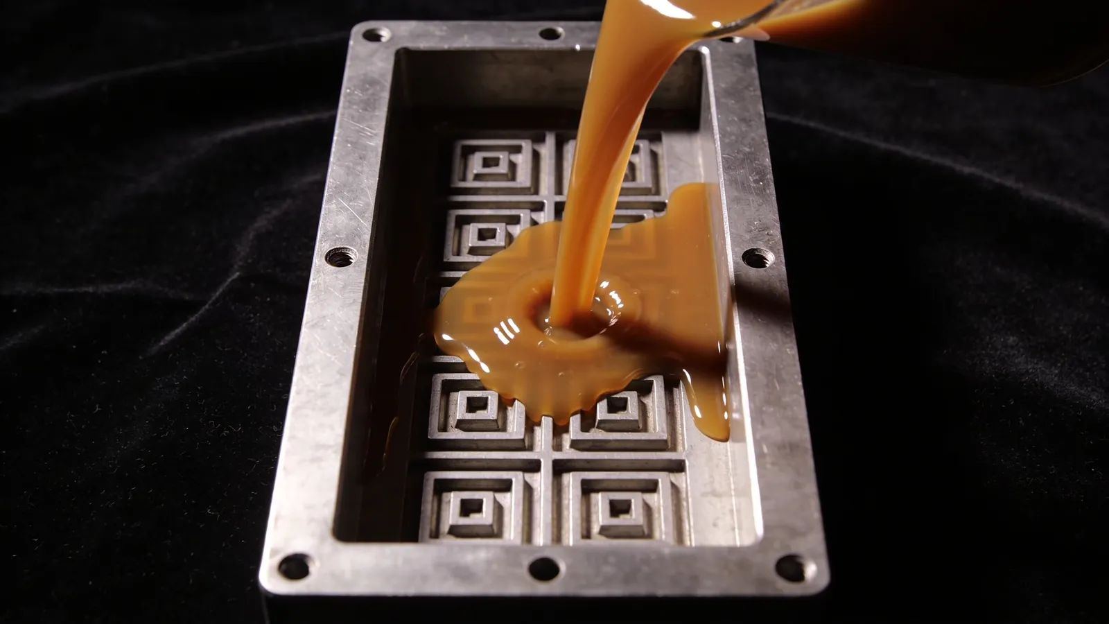Casting mould
